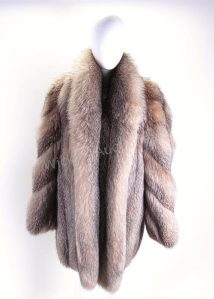 Elan Furs Crystal Fox Finger Tip Jacket (1 of 3)