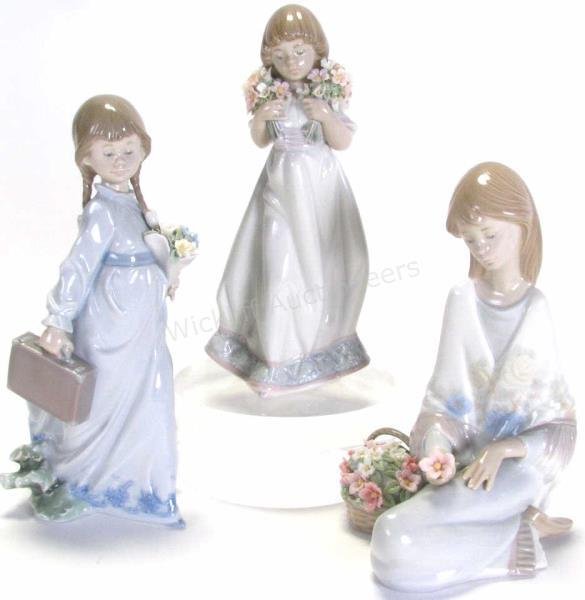 Three Lladro Porcelain Figures (1 of 8)