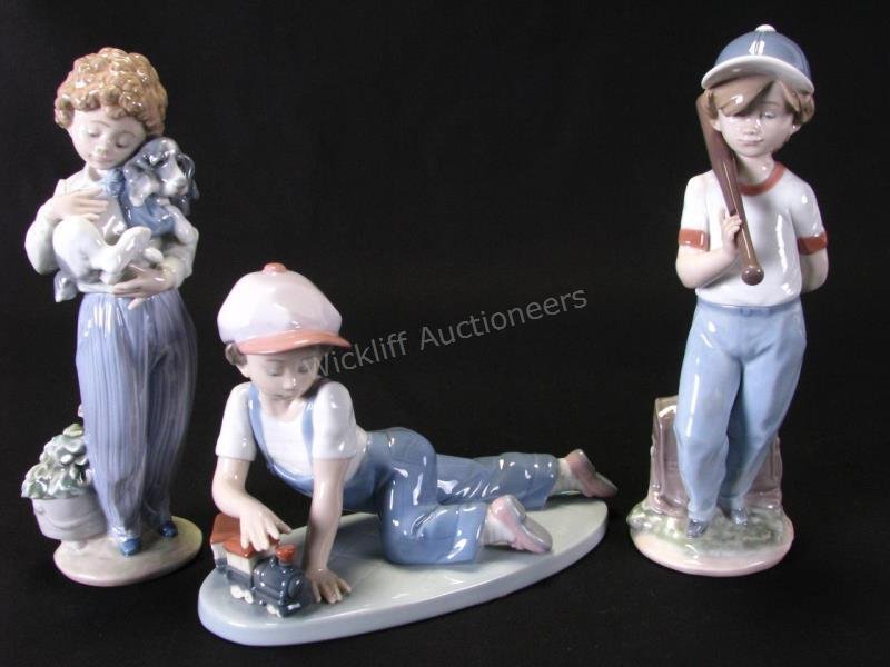 Three Lladro Porcelain Figures (1 of 8)