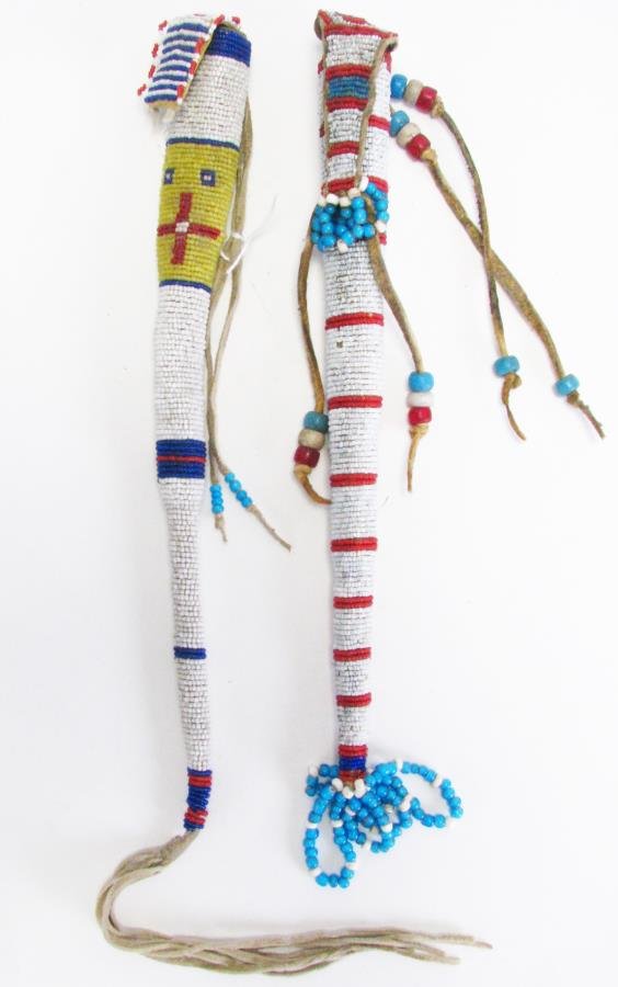 Two Antique Native American Beaded Awl Bags (1 of 7)