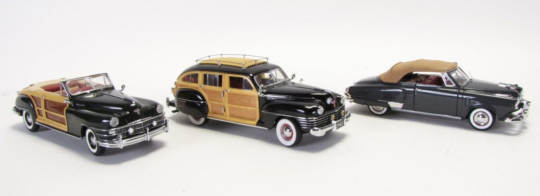 Three Danbury and Franklin Mint Die Cast Cars (1 of 4)