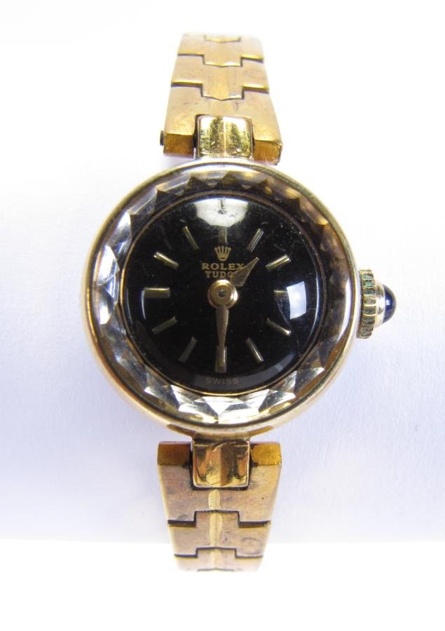 Vintage Lady's Rolex Tudor Wristwatch (1 of 3)
