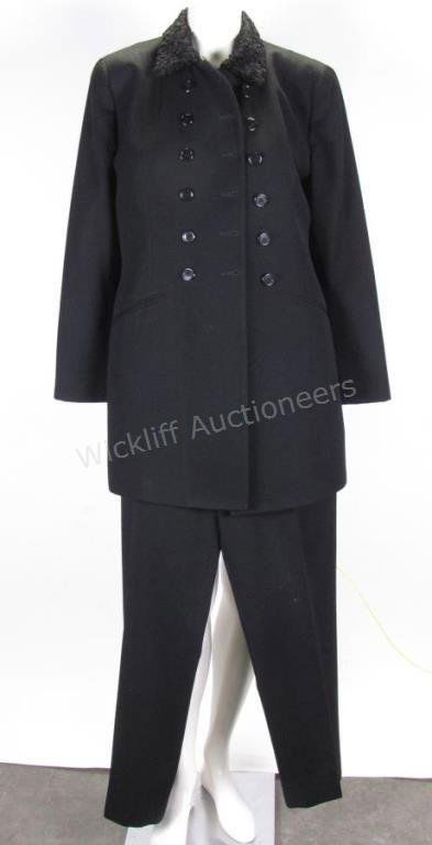 Ralph Lauren Lady's Wool Suit (1 of 4)
