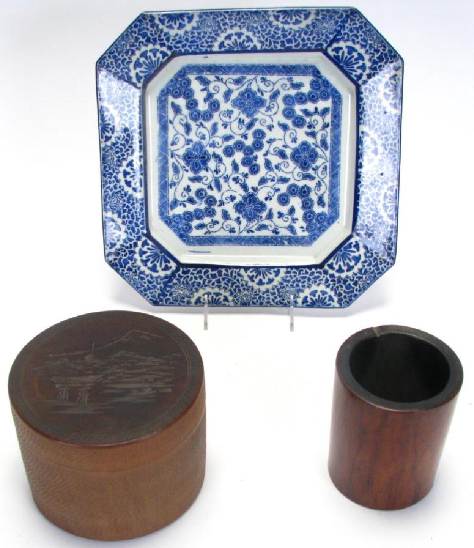 Group of Japanese Decorative Accessories (1 of 9)