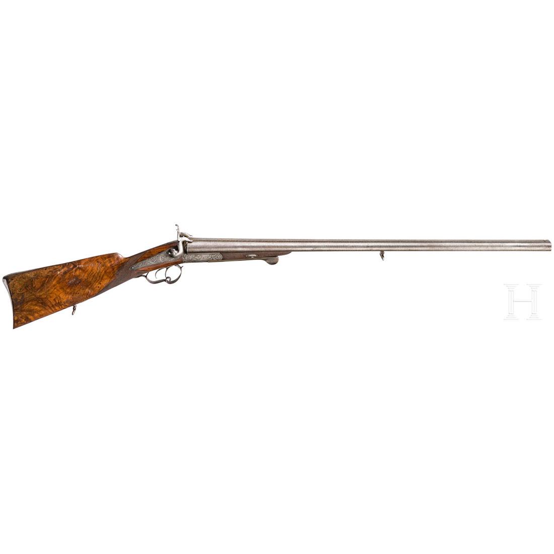 A pinfire side by side shotgun, Rieger, Munich: Kal. 16/65, Nr. keine, Blanke LÃ¤ufe aus Hufnageldamast. LÃ¤nge 76 cm. Auf Laufschiene in Gold eingelegt "J. B. Rieger MÃ¼nchen". Kipplaufverschluss mit langem SchlÃ¼ssel und T-Verriegelung, w