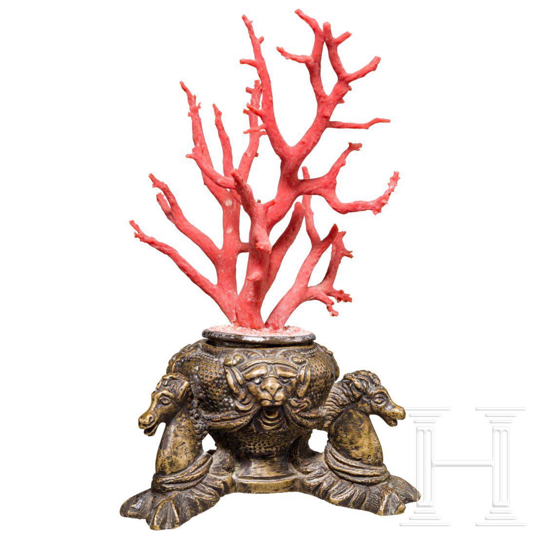 A superb Italian red coral in a bronze vase in: Bronze bottom side with old inventory or collectorâ€™s number. Traces due to age and using. Signs of corrosion. Smaller damages. Coral intact. Dimensions 20 x 11 x 11 cm. Condition: II