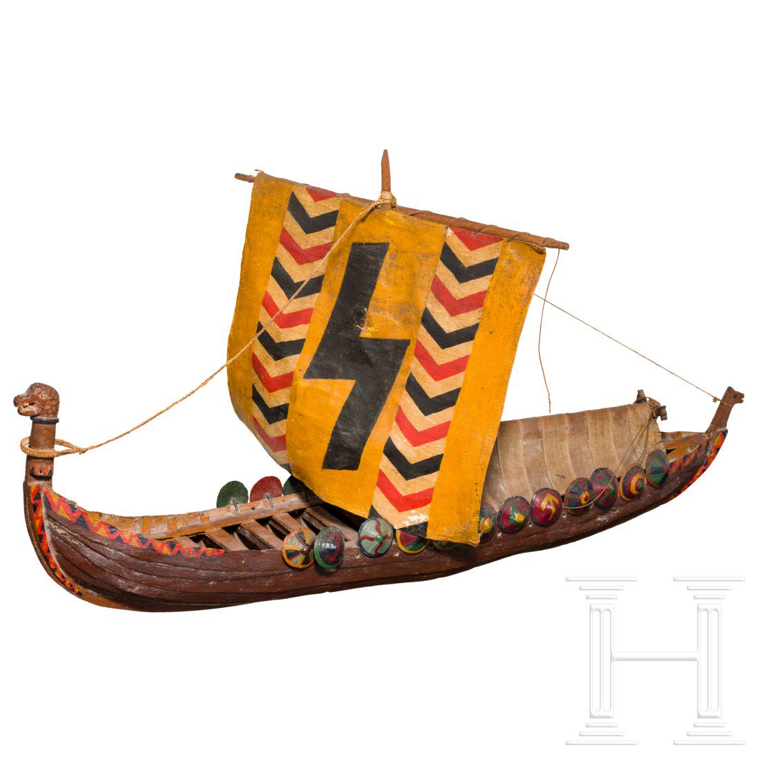 A commemorative gift from the HJ-ship "Hein Godewind" (1 of 2)