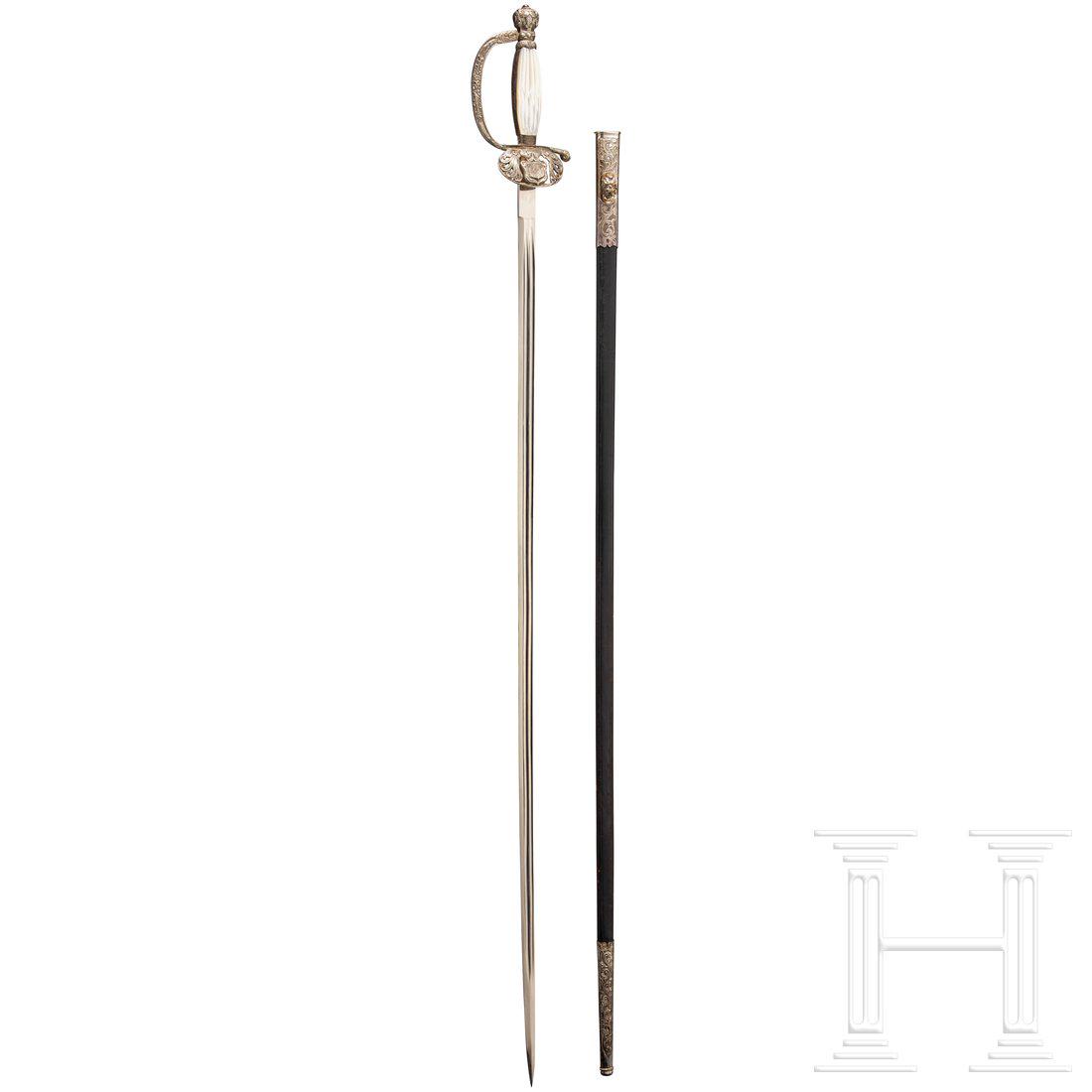 A silver court sword, Kingdom of Italy, circa 1900: SchÃ¶n erhaltene, beidseitig doppelt gekehlte und vernickelte RÃ¼ckenklinge, an der Wurzel die Herstellermarke "C. E." (Carl Eickhorn Solingen). Reich reliefiertes, silbernes BÃ¼gelgefÃ¤ÃŸ m