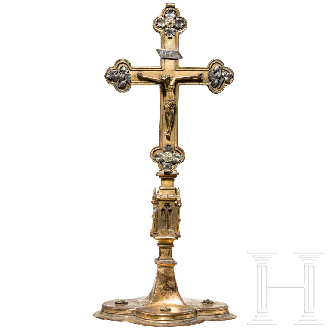 SpÃ¤tgotisches Kruzifix mit ReliquienbehÃ¤lter, (1 of 5)