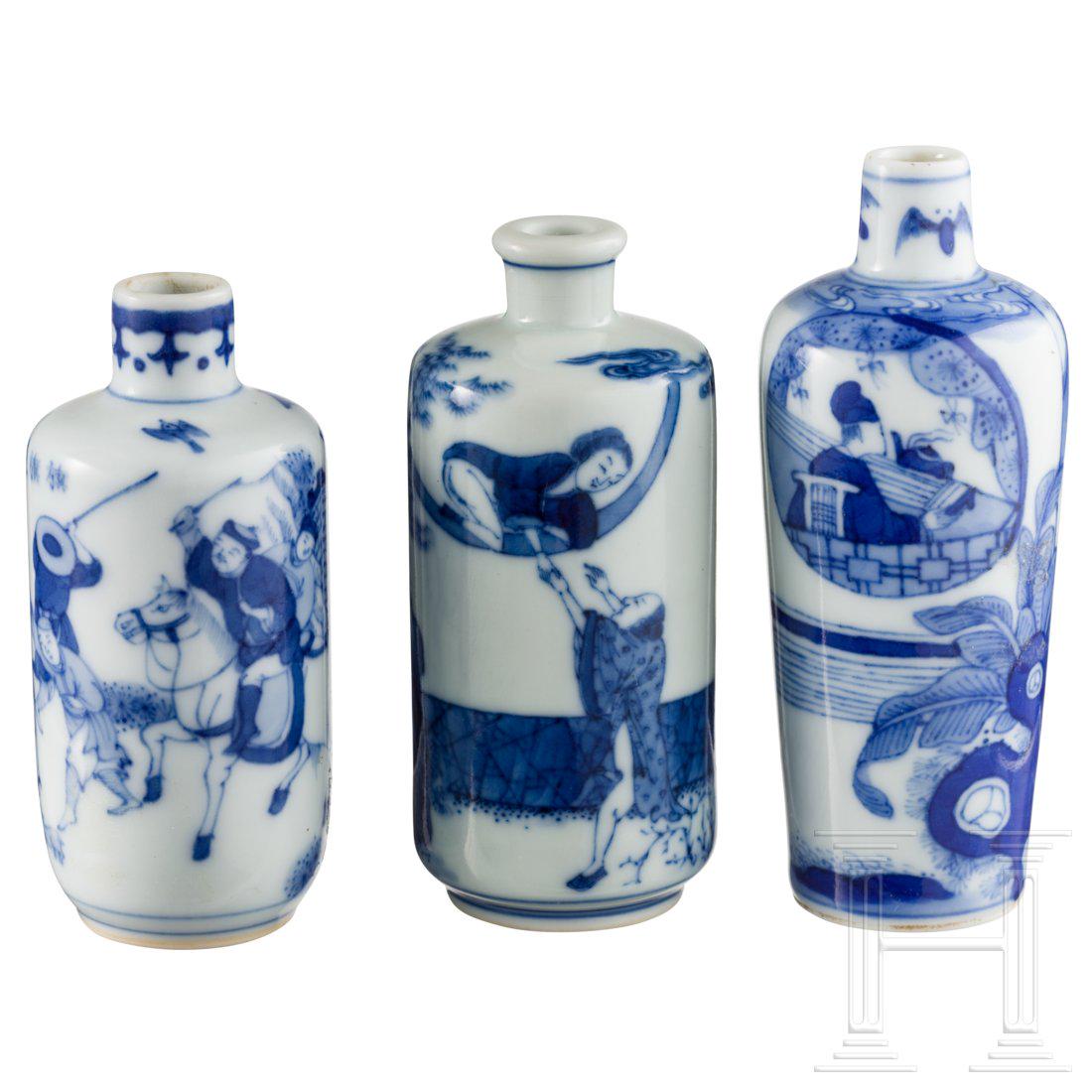 Three elegant Chinese white-blue miniature vases with (1 of 3)