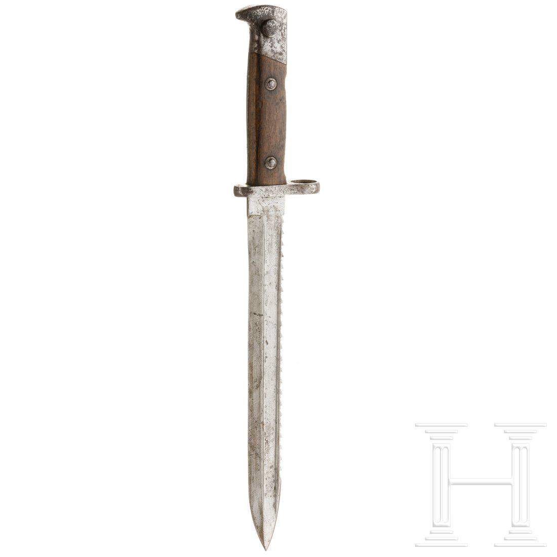 A Bavarian SG 71/84 with sawback blade, 1897 (1 of 3)