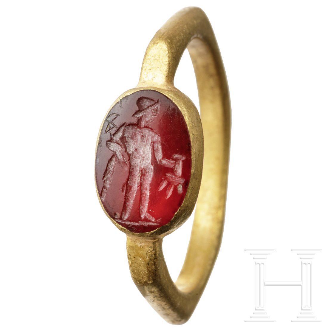 A Roman gold ring with gemstone, 2nd - 3rd century (1 of 3)