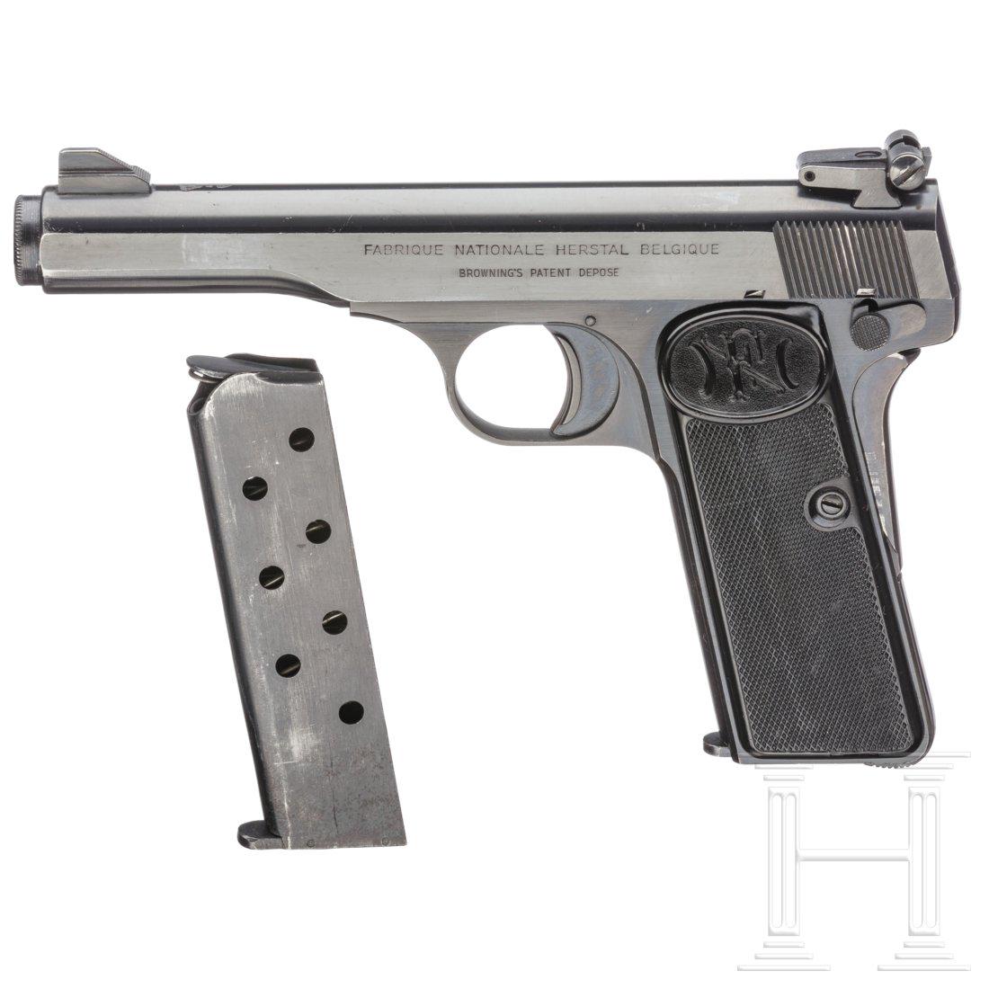 FN Mod. 125, MilitÃ¤r / Polizei: FN Mod. 125, MilitÃ¤r / PolizeiCal. 9 mm Brown. kurz, SN. 13332, nummerngleich. Blanker Lauf, LÃ¤nge 113 mm. AchtschÃ¼ssig. Beschuss. Mikrovisier. Signalstift. Auf dem Verschluss inventarisiert 