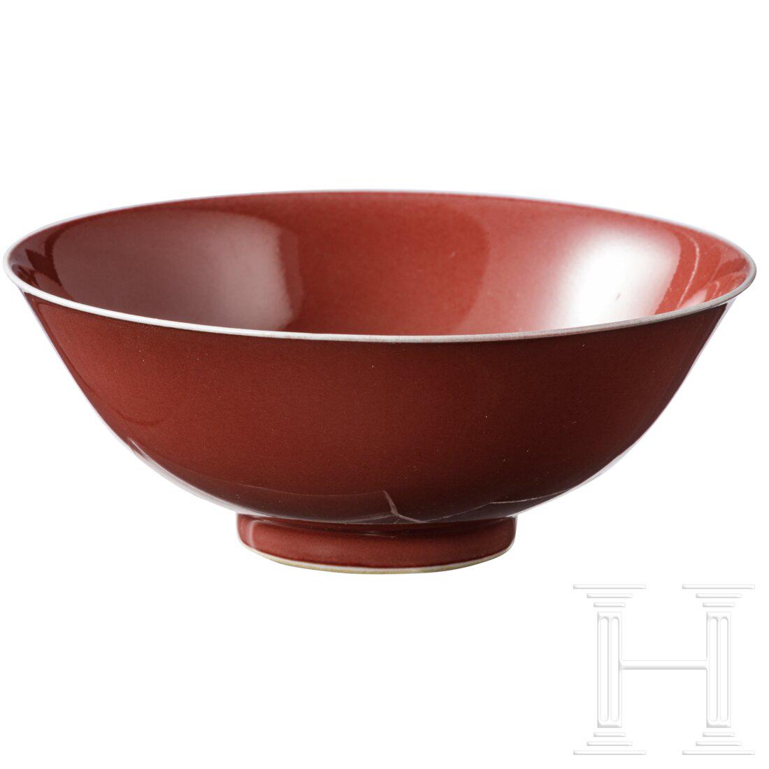 A fine copper-red glazed bowl with Qianlong mark (1 of 6)
