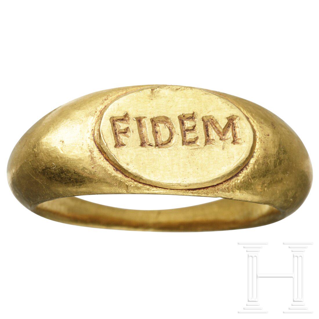 A Roman ring inscribed FIDEM, 4th century (1 of 4)