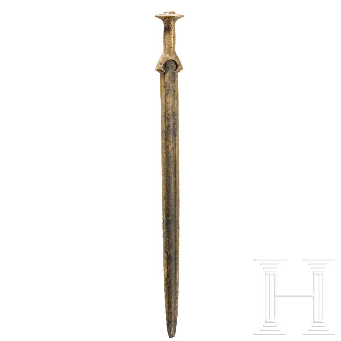 A South German sword, Bronze Age, 15th - 14th century (1 of 5)