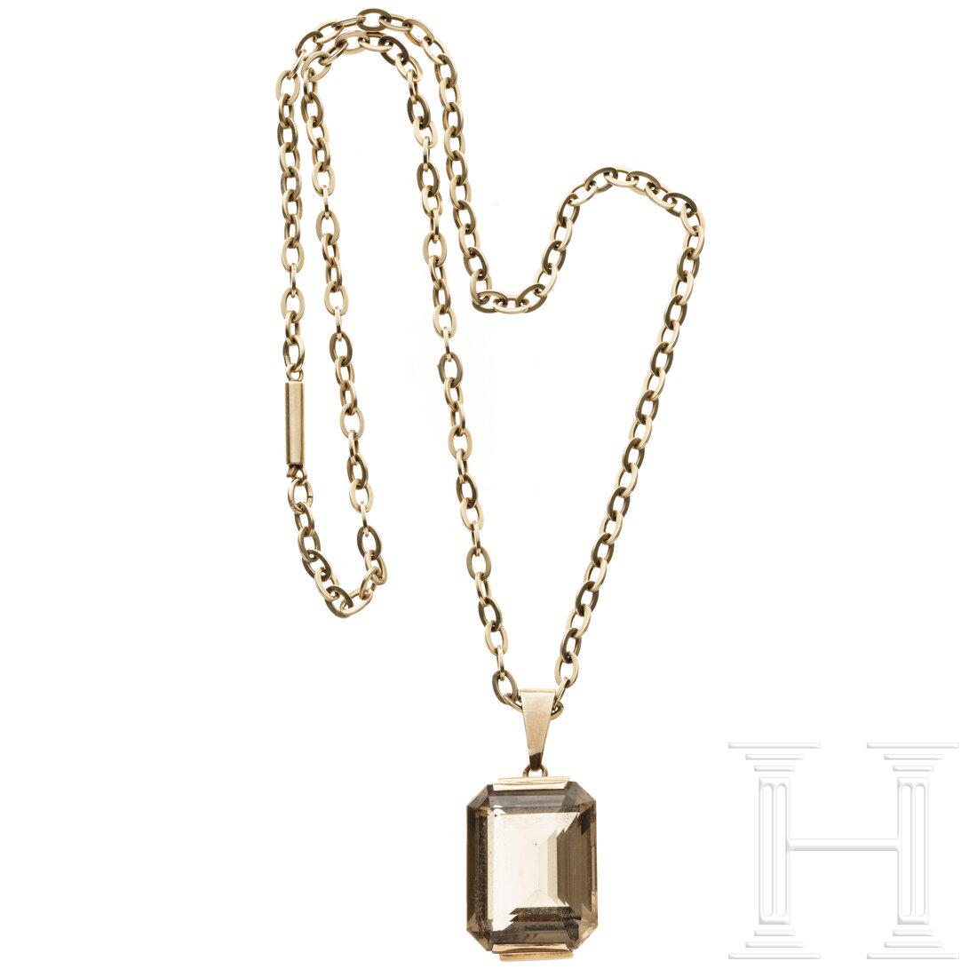 A gold chain with a smoky quartz pendant, circa 1950 (1 of 3)