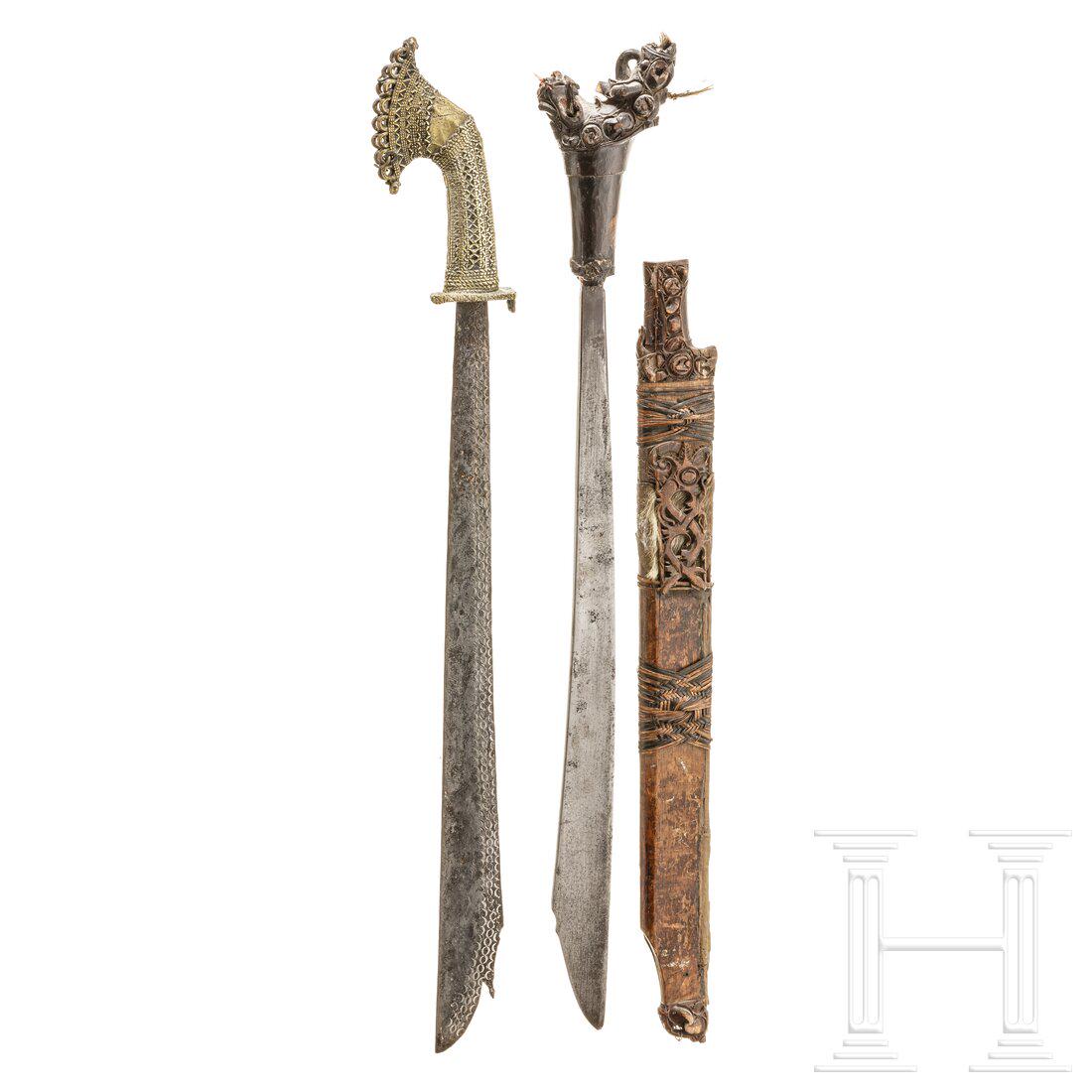 Two Indonesian mandaus, 19th century (1 of 2)