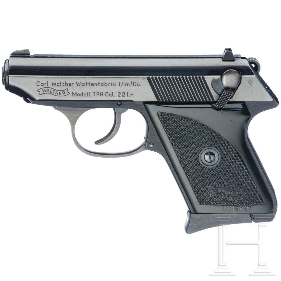 Walther Mod. TPH: Walther Mod. TPHCal. .22 l.r., SN. 252038, blanker Lauf. Sechsschüssig. Dt. Beschuss 1969. Kontrastvisier. Standardbeschriftung. Duralgriffstück. Vollständige originale Brünierung 