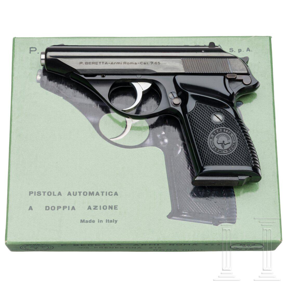 Beretta Mod. 90, im Karton: Beretta Mod. 90, im KartonCal. 7,65mmBrown, SN. 01590, blanker Lauf, Länge 92 mm. Achtschüssig. Beschuss. DA. Frühe Ausführung ohne Schlittenfang. Auszieher als Ladeanzeiger. Links