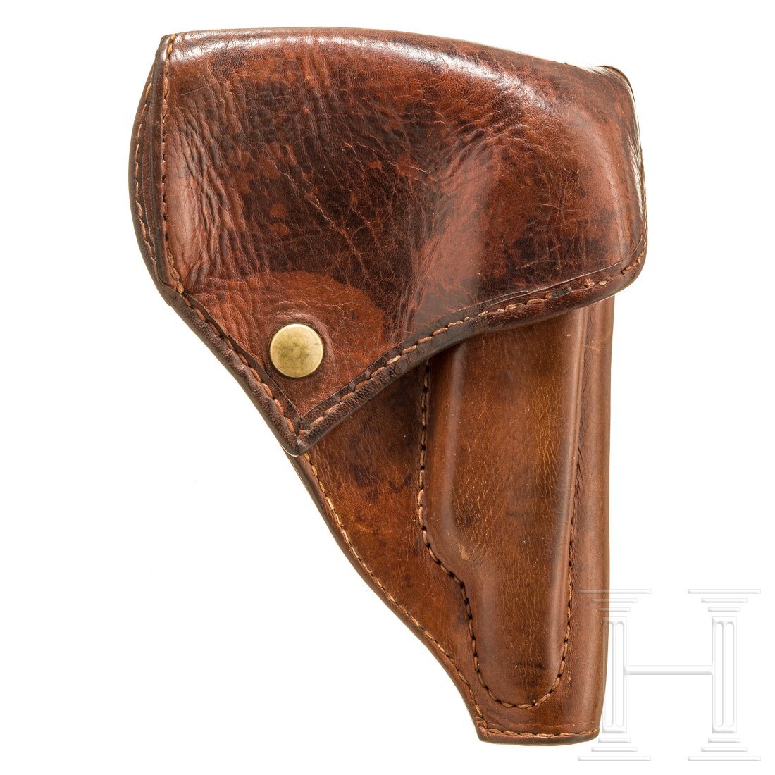 A holster for Nambu Type 94, WW II: A holster for Nambu Type 94, WW IIAus braunem Schweinsleder zum Tragen am Koppel oder Schulterriemen mittels zwei D-Ringen. Magazinfach. SchlieÃŸknopf Messing. NÃ¤hte in Ordnung. Gebrauchsspuren. 