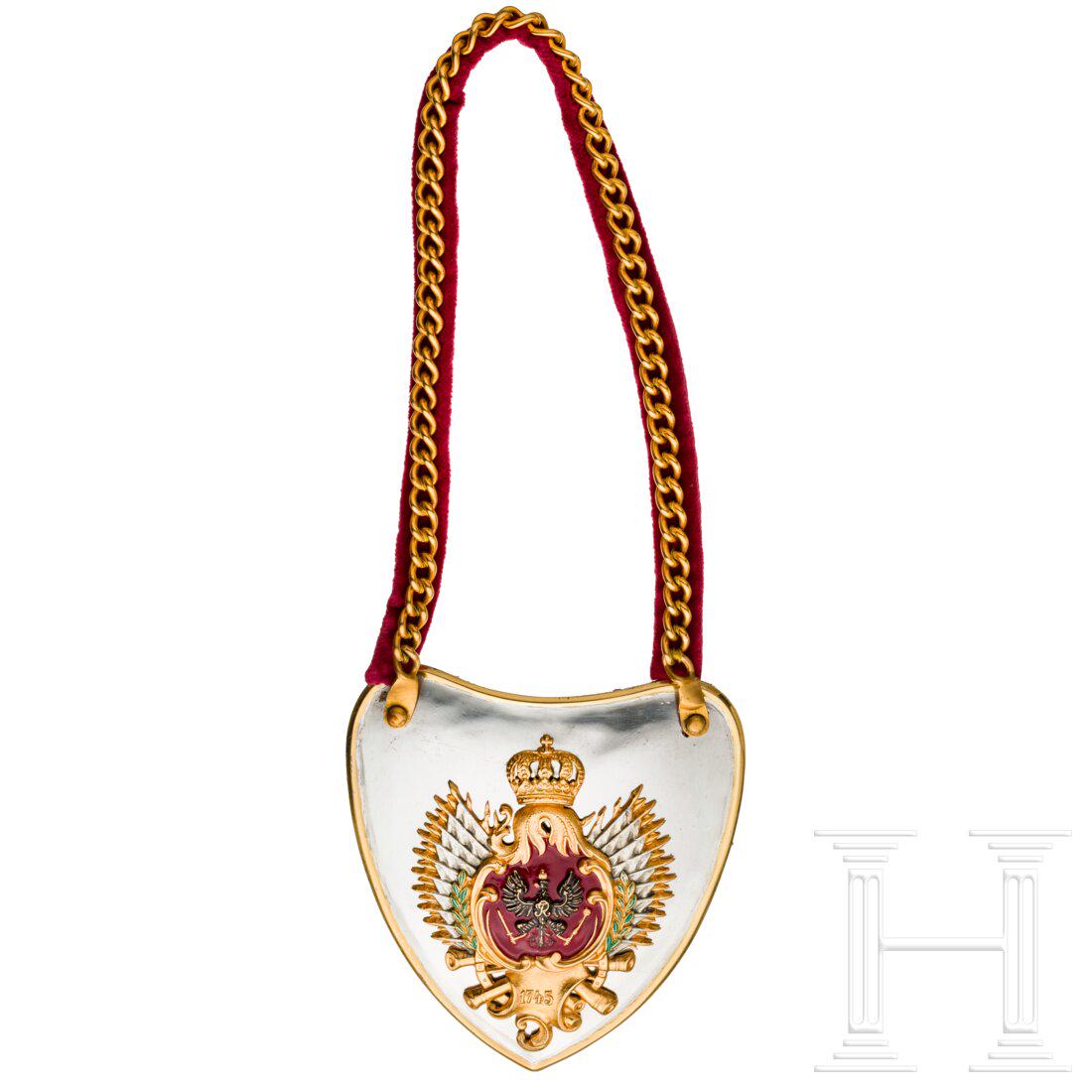 A gorget  for officers of the Cuirassier Regiment No. 2, circa 1900 (a good copy) (1 of 4)