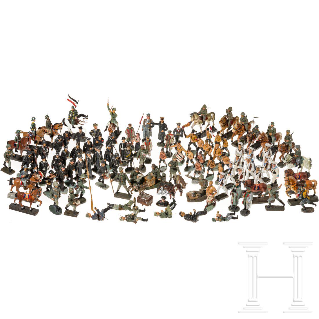 A large group of approx. 100 figures, with Elastolin and Lineol: A large group of approx. 100 figures, with Elastolin and Lineol Großes Konvolut mit ca. 100 Figuren der SA, SS, HJ, BDM, Marine, Heer usw. Alle Figuren farblich ausgebessert, überarbeitet od