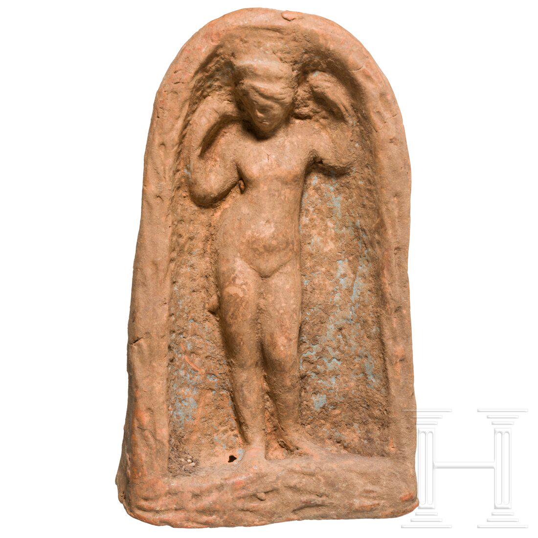 Venus Anadyomene in conch, Hellenistic, 2nd - 1st century B.C. (1 of 3)