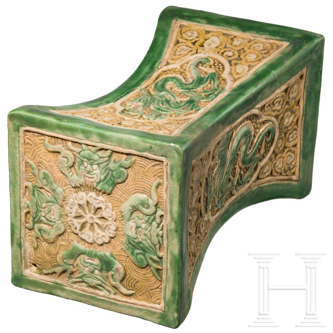 A rare Chinese sancai-glazed ceramic pillow, probably Liao Dynasty (907 - 1125) or later (1 of 14)