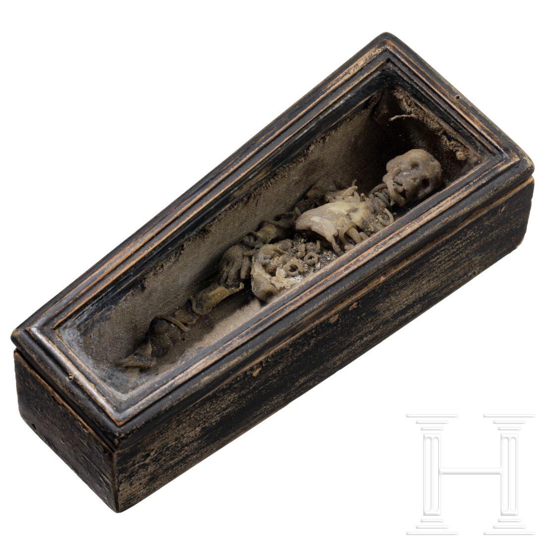 A German wax skeleton in wood sarcophagus ("TÃ¶dlein"), circa 1800 (1 of 3)