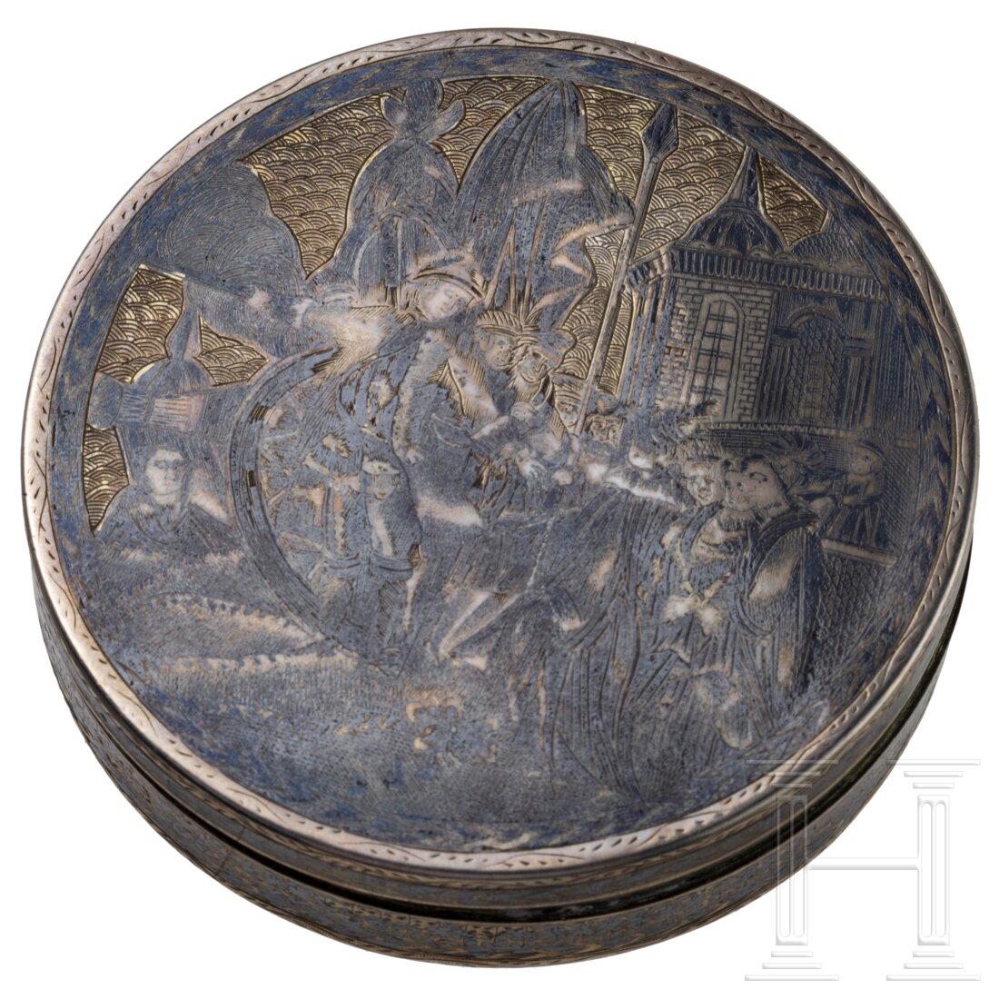 A partially gilt silver and niello box, Moscow, Master Andrey Dementiev, circa 1790 (1 of 5)