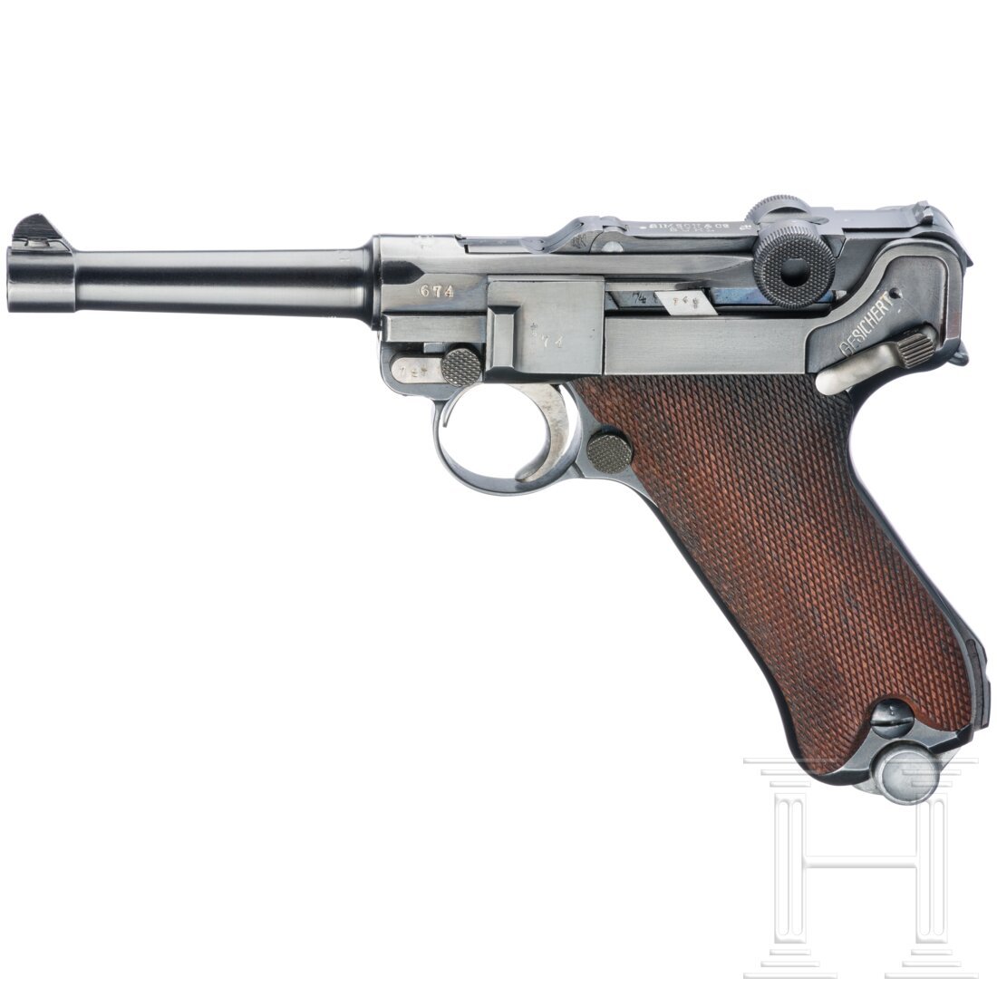 A Luger pistol by Simson, 1926: A Luger pistol by Simson, 1926Cal. 9mmLuger, SN. 674, matching numbers, incl. firing pin and grips. Bright bore. Eight shots. The chamber area marked "1926", the toggle link marked "Simson & Co / Suhl