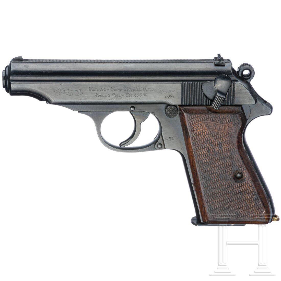 Walther PP, Zella-Mehlis: Walther PP, Zella-MehlisCal. 7,65mmBrowning, SN. 249253p, blanker Lauf. SiebenschÃ¼ssig. Beschuss Adler/"N". Standardbeschriftung. Div. Abnahmen Adler/"359". NachbrÃ¼niert, rechtsseitig partiell f