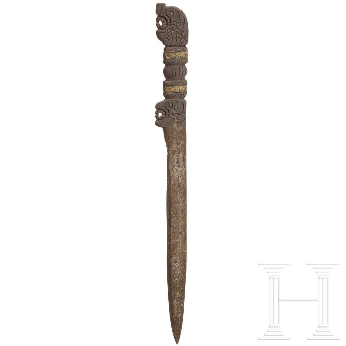 A large German by-knife for a hunting cutlery set, mid-17th century (1 of 3)