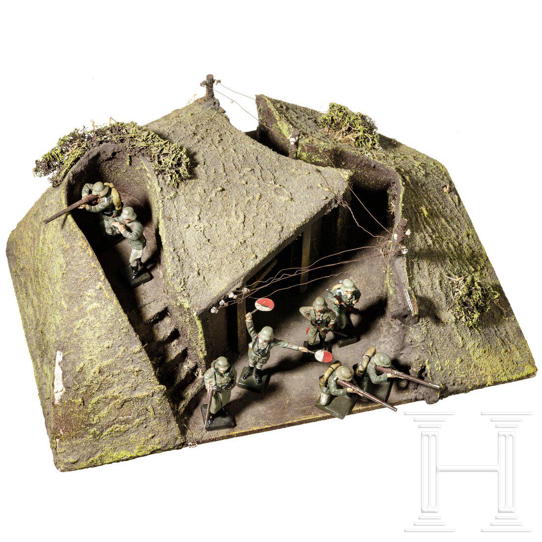A Lineol Befehlsunterstand Bunker 5/520 and seven soldiers of the German Army: A Lineol Befehlsunterstand Bunker 5/520 and seven soldiers of the German ArmyLineol, Holz-MasseausfÃ¼hrung, 7 cm-Serie, 30er Jahre; ein Befehlsunterstand, 5/520, mit Gasalarmschild und Kartentisch (