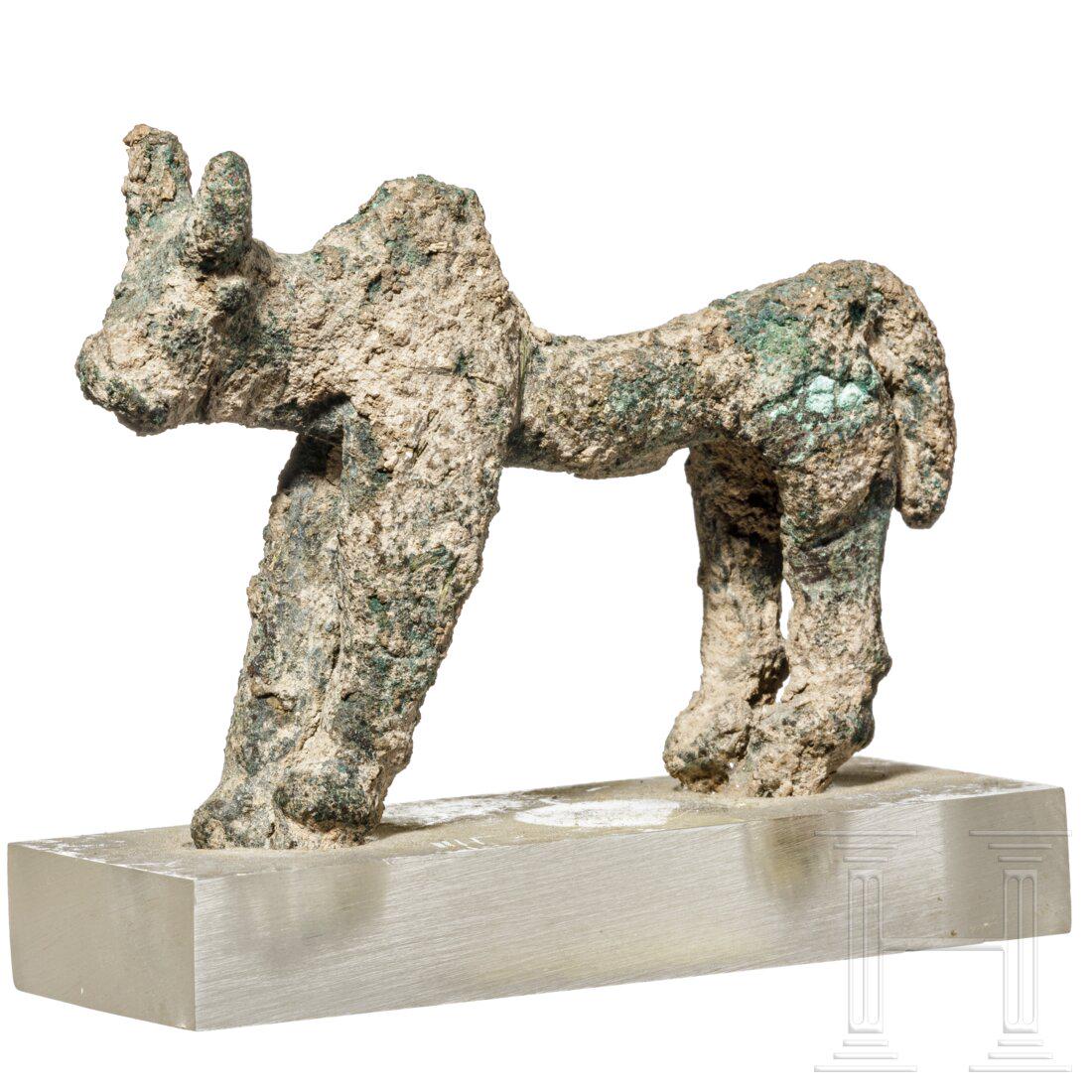 An Italian bronze bull figurine, 7th century B.C. (1 of 4)