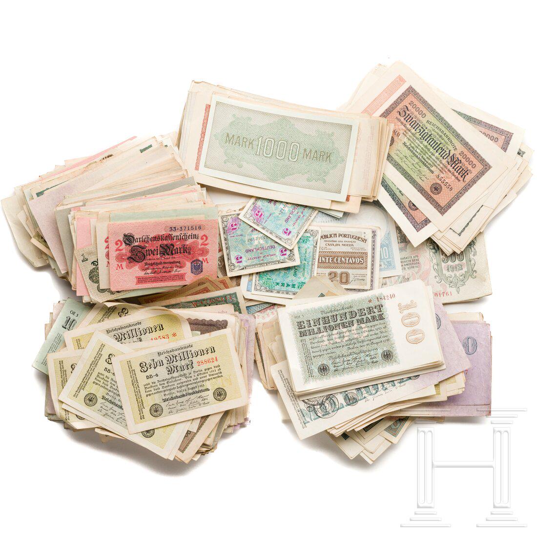 A large lot of German inflation bank notes, 1920s (1 of 4)
