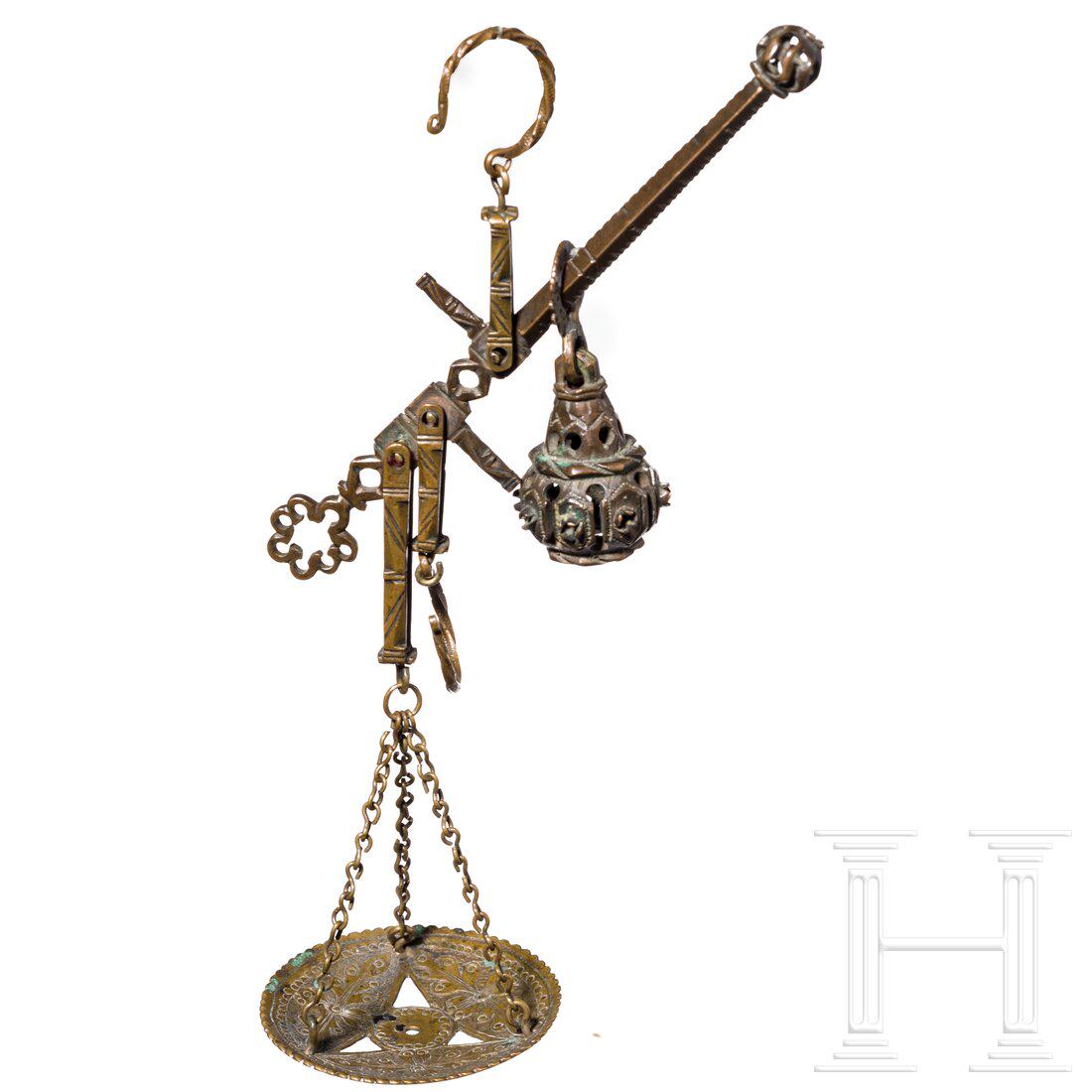A miniature set of Venetian brass scales, 17th/18th century (1 of 2)