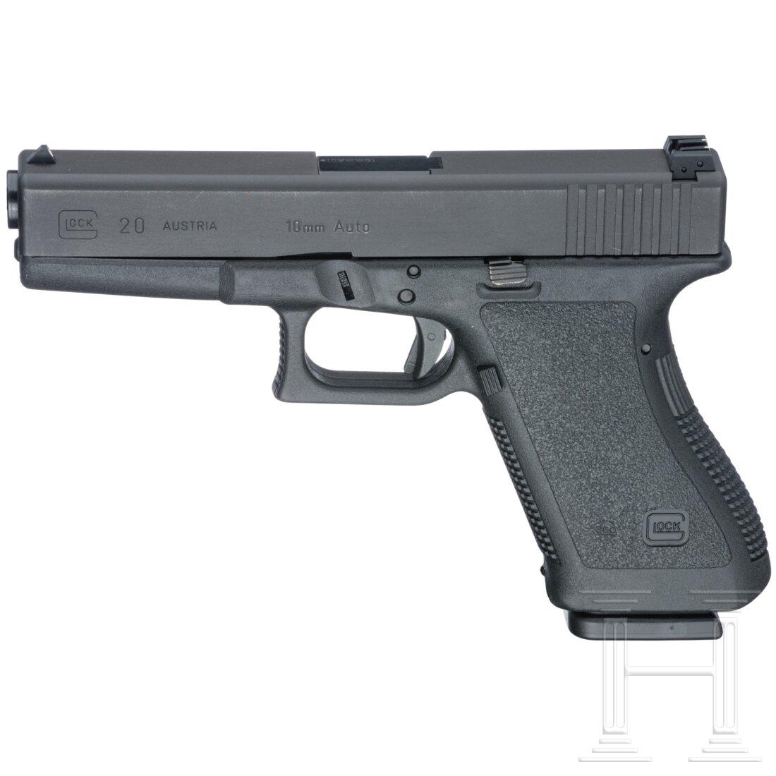 Glock Mod. 20: Glock Mod. 20Cal. 10mmAuto, SN. BHA914, nummerngleich. Blanker Polygonlauf, LÃ¤nge 117 mm. 15-schÃ¼ssig. Beschuss 8/05. Mikro-Kontrastvisier. Links am Verschluss Modell und Kaliber. Verschluss ori