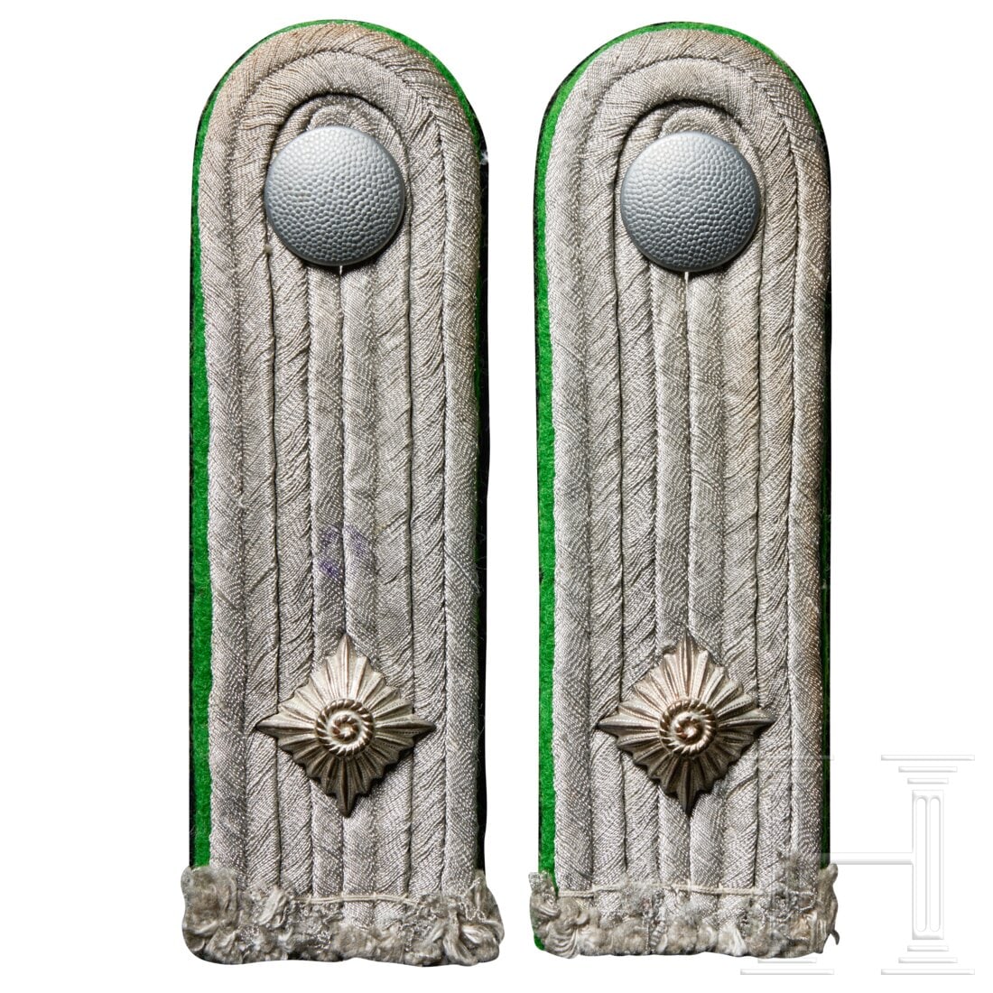 A Pair of Shoulder Boards for a Waffen SS-ObersturmfÃ¼hrer of Rifle Regiments/Mountain Troops: A Pair of Shoulder Boards for a Waffen SS-ObersturmfÃ¼hrer of Rifle Regiments/Mountain TroopsBlack backing with grass green wool secondary branch color, matte grey aluminum soutache cords, one silve
