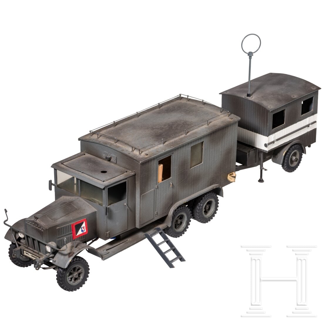 A Philipp Modellbau Henschel unit truck 2.5t with radio box and measuring trailer "Evaluation: A Philipp Modellbau Henschel unit truck 2.5t with radio box and measuring trailer "Evaluation Procedure" Philipp, Blech-HolzausfÃ¼hrung, 70/80er Jahre, 7 cm-Serie. Ein Modell eines Henschel Einheits
