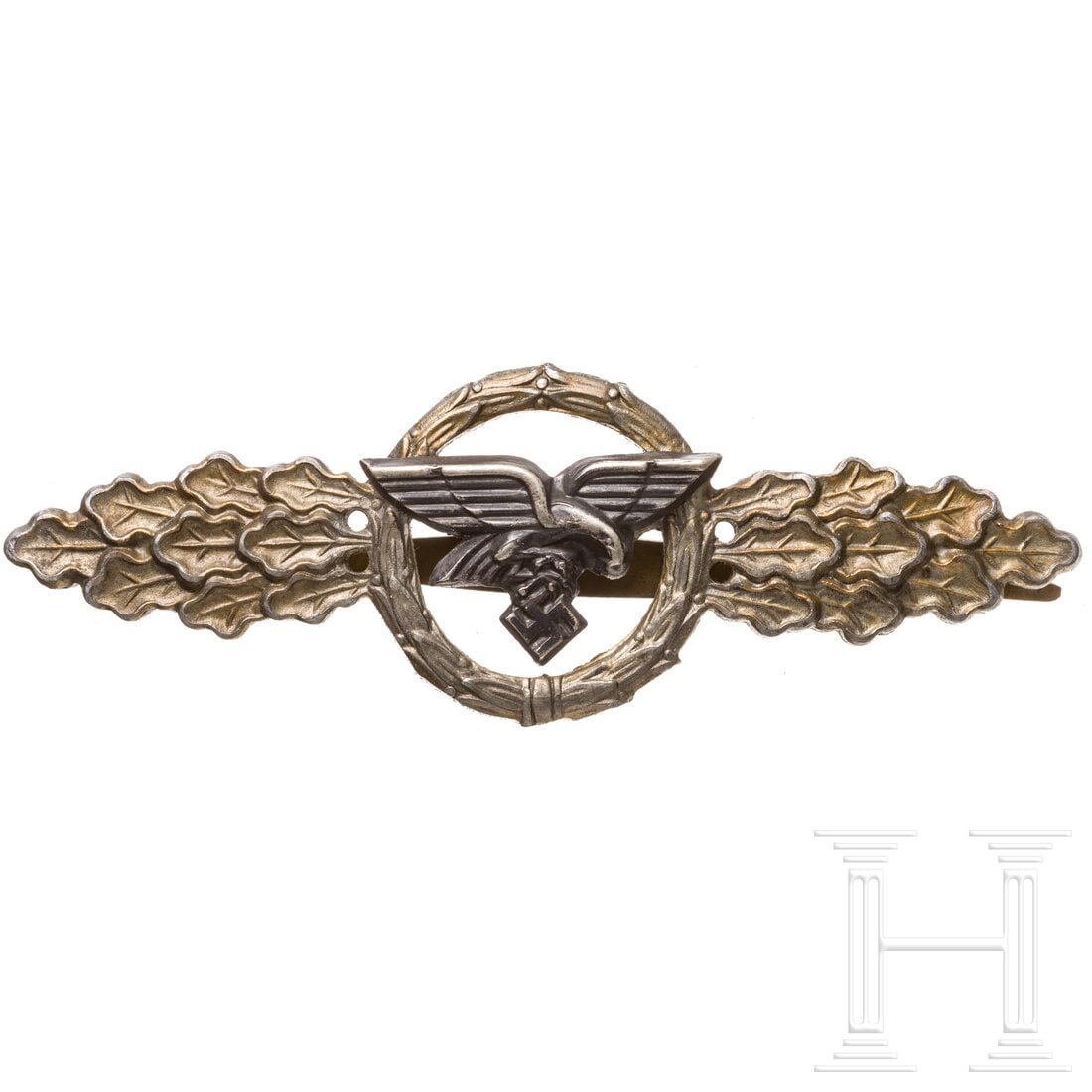 A Luftwaffe Transport and Glider Squadron Operational Flying Clasp in bronze: A Luftwaffe Transport and Glider Squadron Operational Flying Clasp in bronzeMassive bronzierte Feinzinkausführung mit aufgenieteter, dunkel patinierter Adlerauflage und rs. bauchiger eiserner Horizon