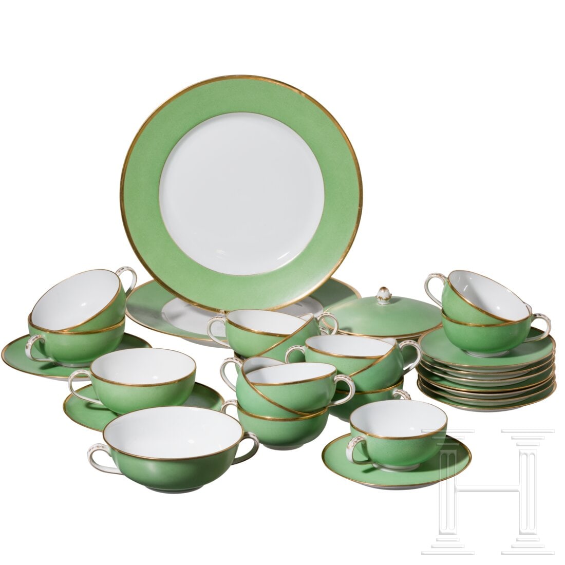 A tea and coffee service from the Reich's Foreign Ministry: A tea and coffee service from the Reich's Foreign MinistryBestehend aus: acht Kaffeetassen mit Untertasse, vier einzelnen Kaffeetassen, zwei Teeschalen mit Untertasse, einer einzelnen Teeschale, zwei 
