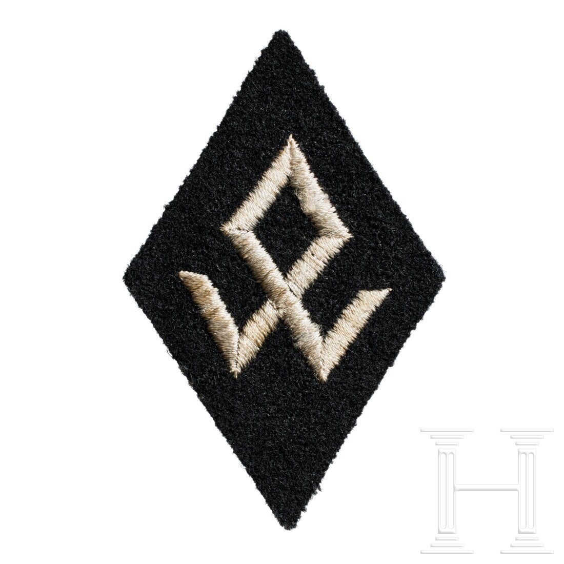 A Sleeve Diamond for Members of the Race and Resettlement Office: A Sleeve Diamond for Members of the Race and Resettlement Office Black cloth backing, silver-grey machine-embroidered Odal rune. USA lot - more info hereCondition: II
