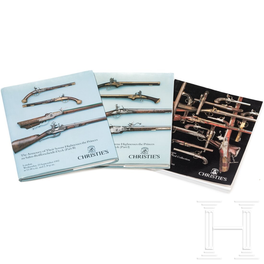 Three Christie's auction catalogues for firearms, London, 1992/95: Three Christie's auction catalogues for firearms, London, 1992/95Zweibändiger Hardcover-Katalog mit Waffensammlung "of Their Serene Highnesses the Princes zu Salm-Reiferscheidt-Dyck". 131 bzw. 137 Ho