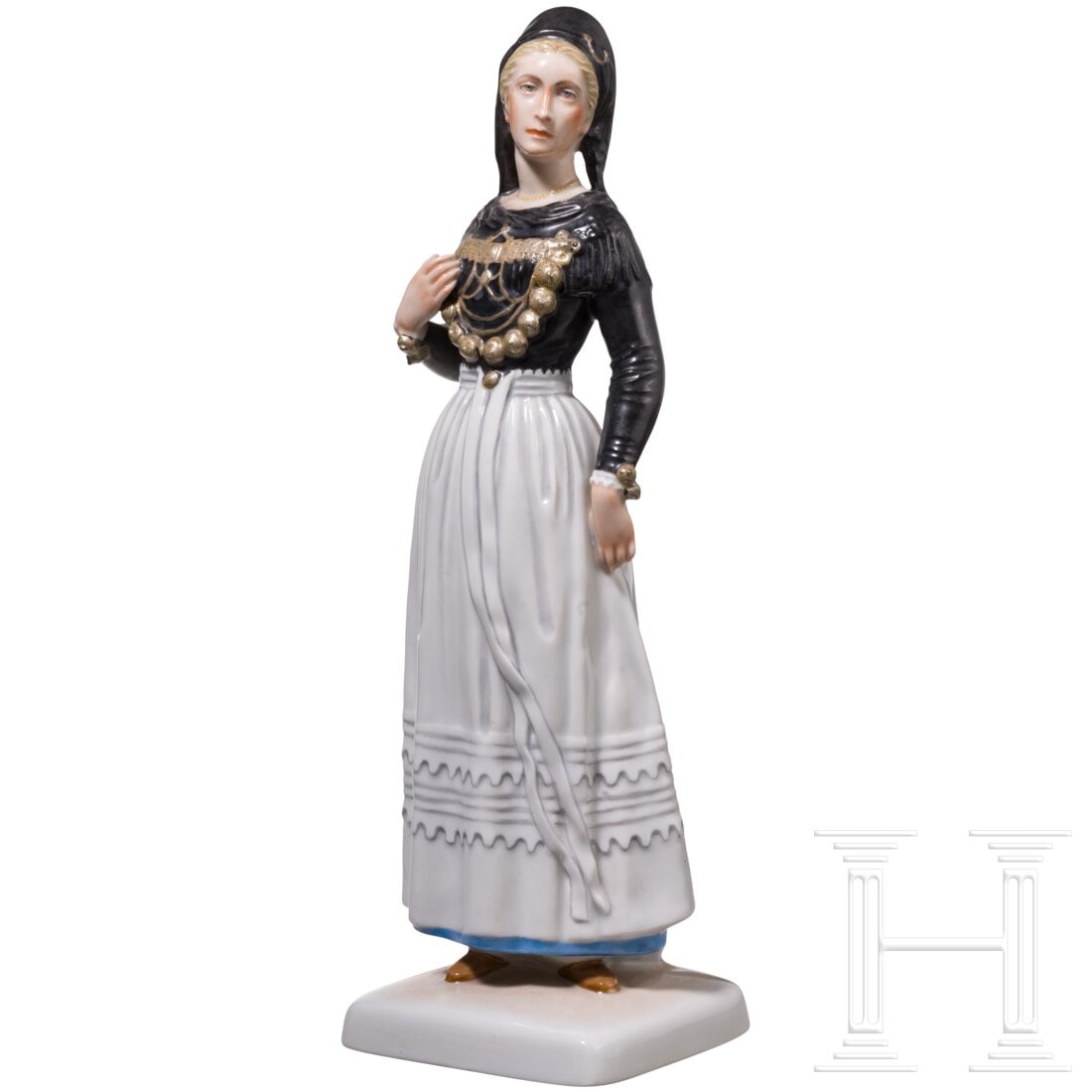 Porcelain Manufactory Allach - a coloured figurine of a Frisian peasant woman: Porcelain Manufactory Allach - a coloured figurine of a Frisian peasant womanFarbig gefasste Porzellanfigur nach einem Entwurf von Richard Förster, darstellend eine Bäuerin in traditioneller Tracht.
