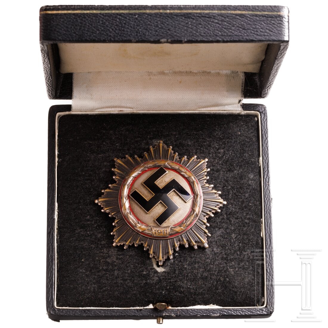 A cased German Cross in Silver, in the heavy version produced by Deschler of Munich: A cased German Cross in Silver, in the heavy version produced by Deschler of MunichHeavy construction with cupal plaque, six full rivets and soldered long pin system, unstamped. Width 62.9 mm. Weight 