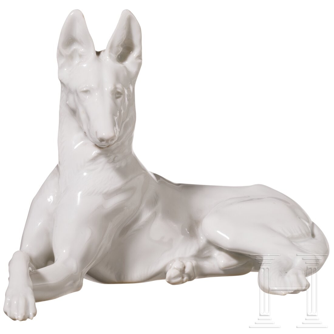 A small German shepherd in unpainted version: A small German shepherd in unpainted versionEntwurf Prof. Theodor Kärner, Modellnummer 11. Weißes, glasiertes Porzellan. Im Boden gepresste Manufakturmarke "SS" und Künstlersignatur. Die linke Vord