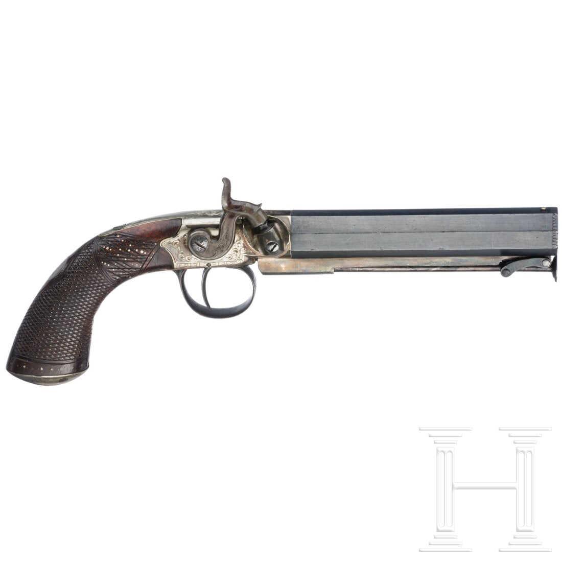 A British percussion boxlock pistol by J. Lang in London, circa 1840: A British percussion boxlock pistol by J. Lang in London, circa 1840Glatter Oktagonlauf im Kaliber 16,5 mm (Brünierung später), auf der Oberseite bezeichnet "J. Lang, 22 Cockspur St. London". Leicht