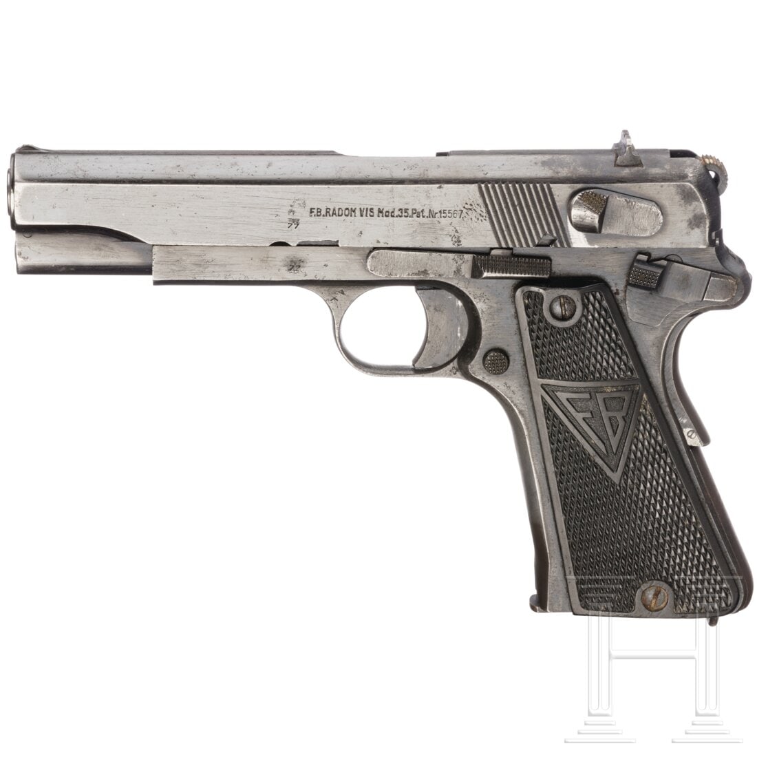 An F.B. Radom VIS 35 Pistol: An F.B. Radom VIS 35 PistolCal. 9mmLuger, SN. T6495, nummerngleich. rauer Lauf. Achtschüssig. Standardbeschriftung. Abnahmen Adler mit "77"; die Abnahme Adler mit "623" hinter der Firmierung und der 